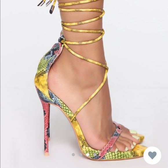 Shoes - Picture 3 of 4